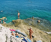 Rovinj beach 11